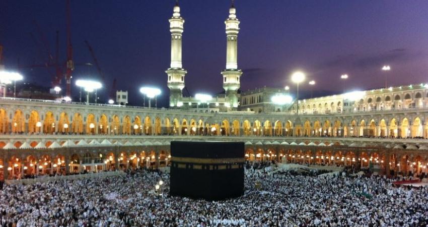 الاحتلال يمنع عددًا من عوائل شهداء الخليل من أداء العمرة