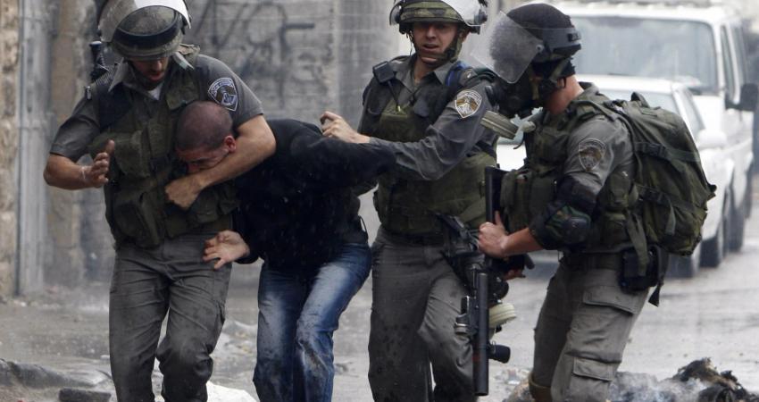 الاحتلال يعتقل مواطنا في القدس المحتلة