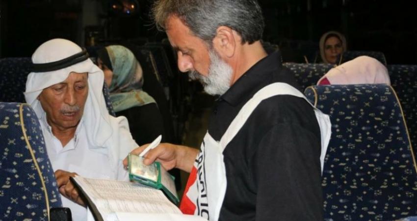 52 من أهالي الأسرى بغزة يزورون 34 معتقلاً في نفحة