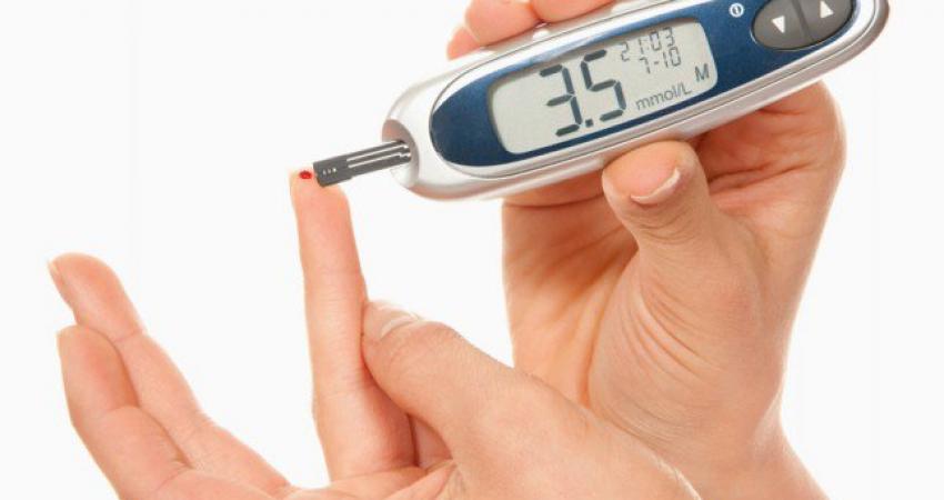 السكري: ابتكار جديد لفحص مستوى السكر في الدم بسهولة ودقة