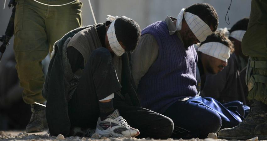 the-ingenious-shakespearean-way-israeli-soldiers-get-confessions-from-suspected-militants