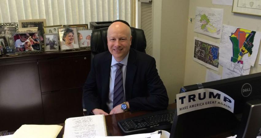 جيسون دوف غرينبلات 