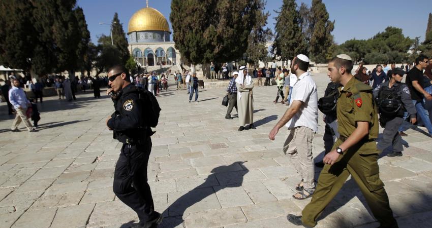 دعوات لتقديم قرابين 