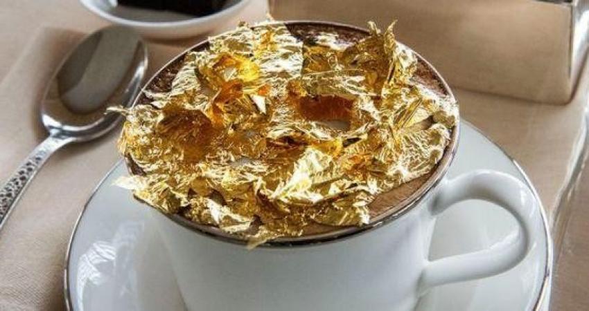 في دبي.. كابوتشينو مرصّع بالذهب