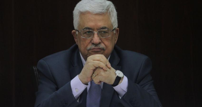 عباس يستقبل وفدا من الأطفال الأيتام في الخليل