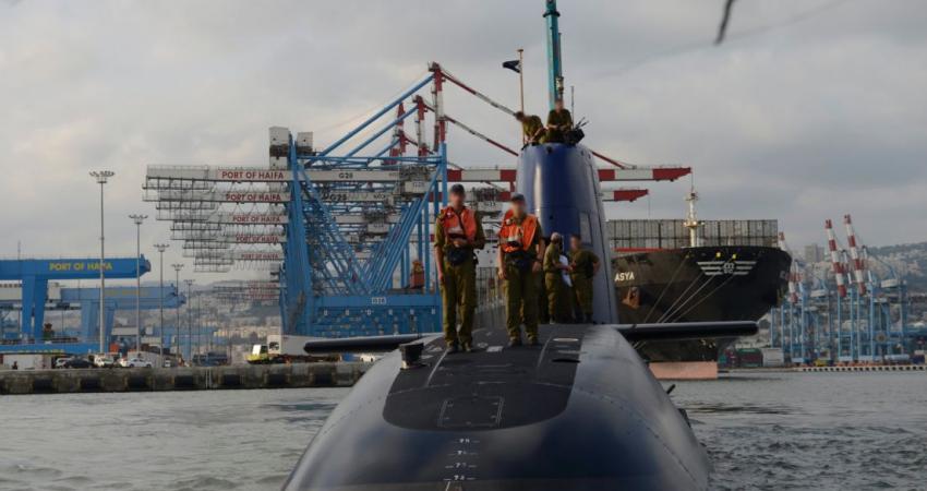 غواصة إسرائيلية