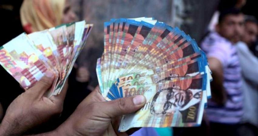 صرف رواتب موظفي السلطة الثلاثاء