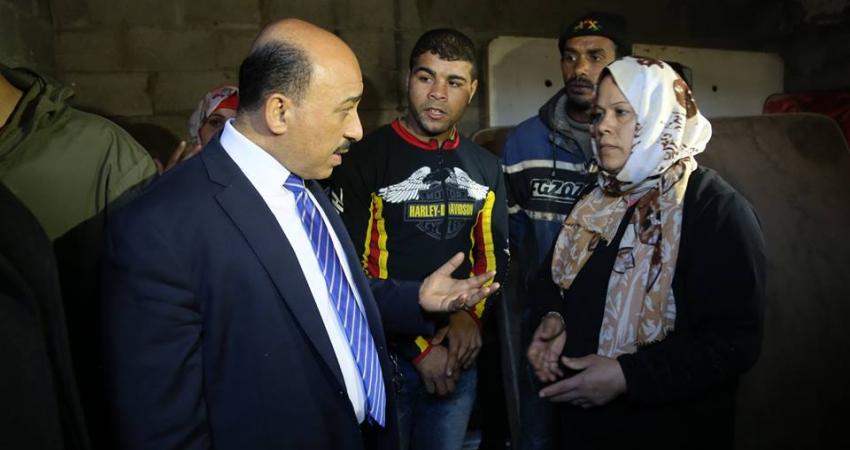 الوزير الحساينة يزور بيوت الفقراء