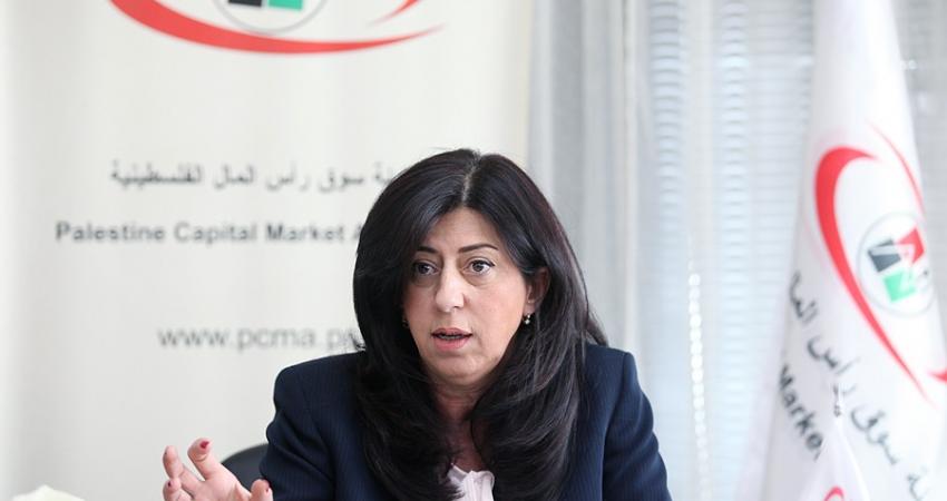 وزيرة الاقتصاد الوطني عبير عودة