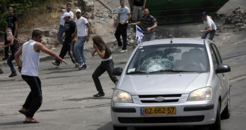 رشق مركبة إسرائيلية