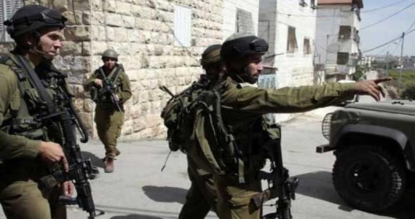 القدس: أعداد كبيرة من جنود وآليات الاحتلال تقتحم العيسوية