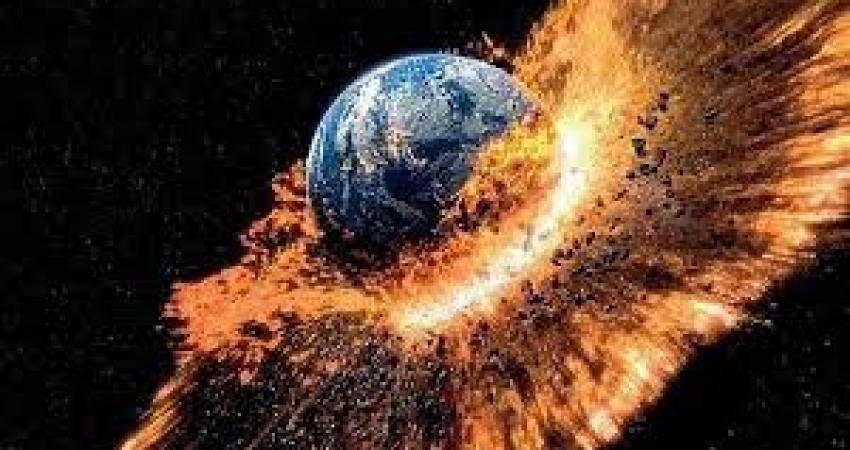 عاصفة شمسية مع الأرض