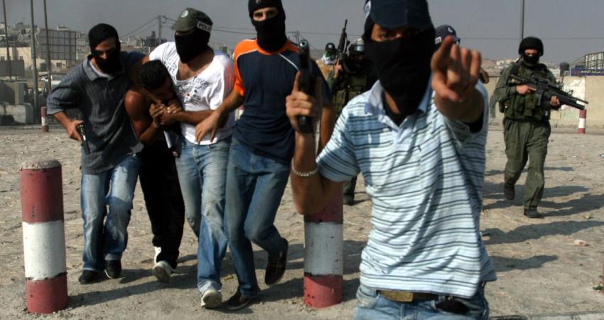 ق10: مستعرب يعيش في عالم من الكوابيس والهلوسة