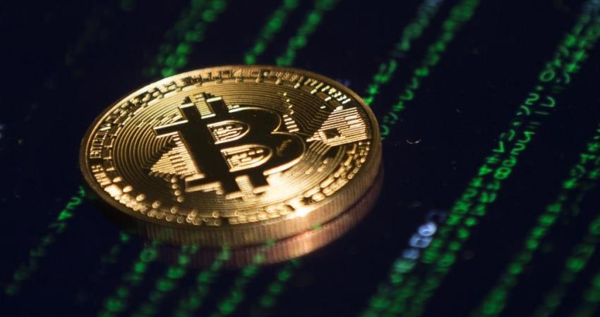 عملة بتكوين تعود بقوة.. ما السر؟
