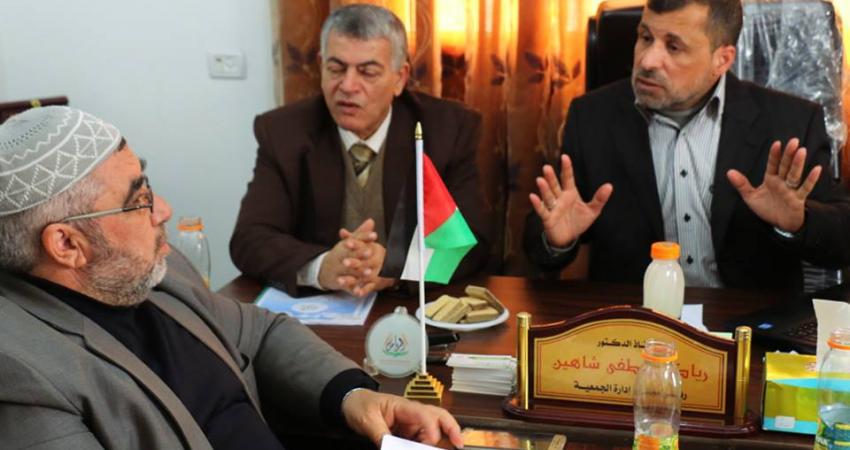 12325089_222307471447051_585713547_n