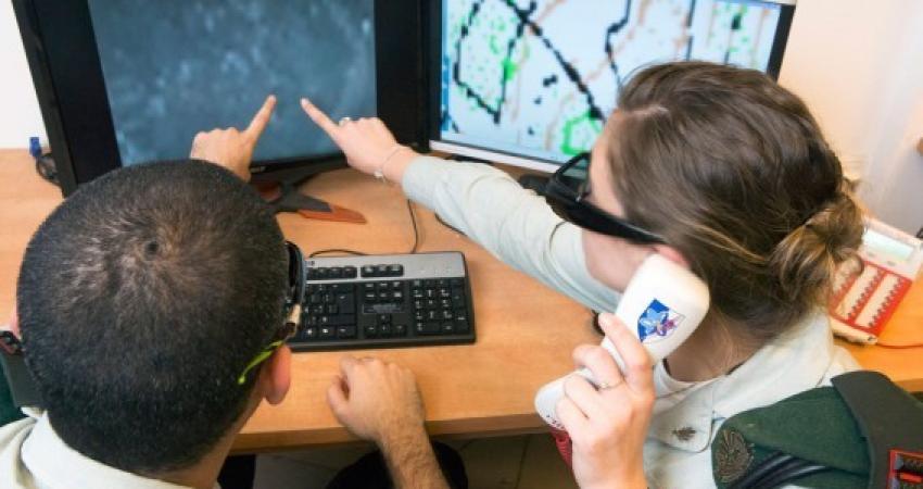 2016050411110243208561