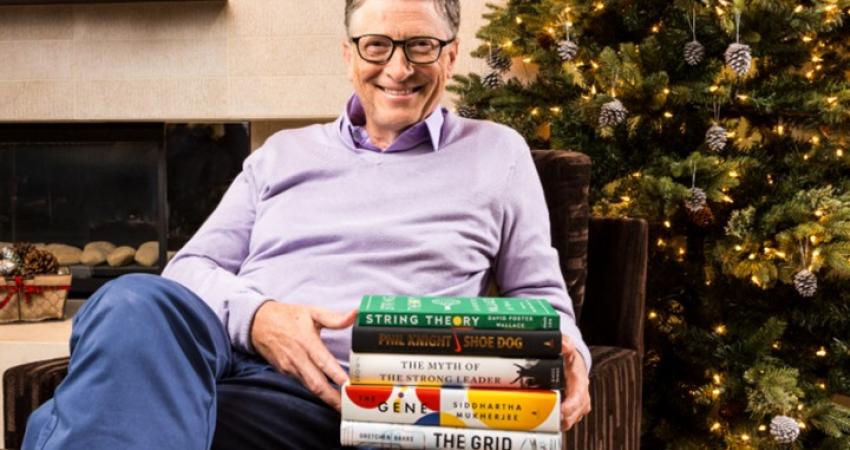 ما هي أهم 5 كتب قرأها بيل جيتس في عام 2016؟