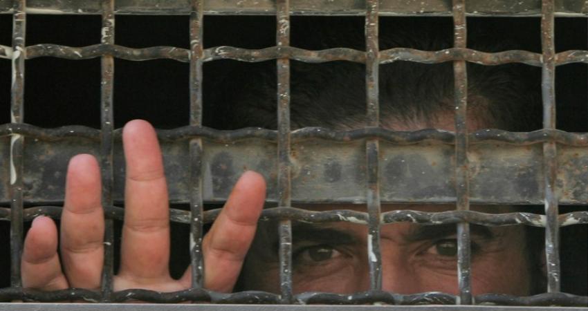 prisoner