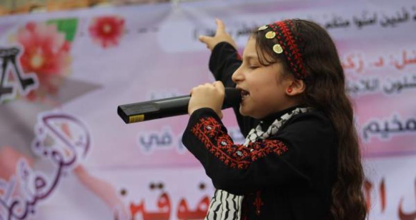 اللجنة-الشعبية-للاجئين-بالنصيرات-تكرم-اوائل-الطلبة-46