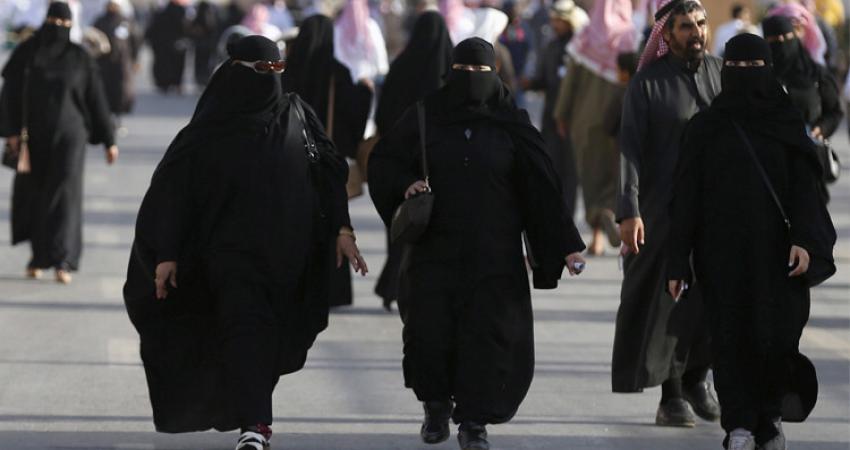 السعوديات يجدن فرصتهن في الكويت