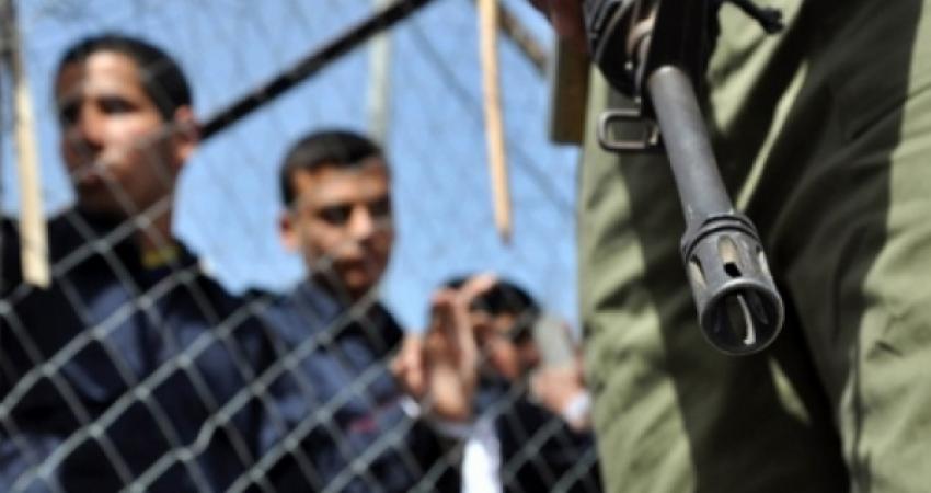 سجون الاحتلال الأسرى الفلسطينيون