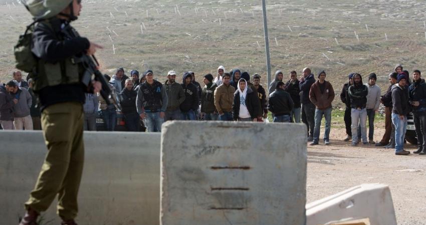 اعتقال 40 عاملاً فلسطينياً بتل أبيب