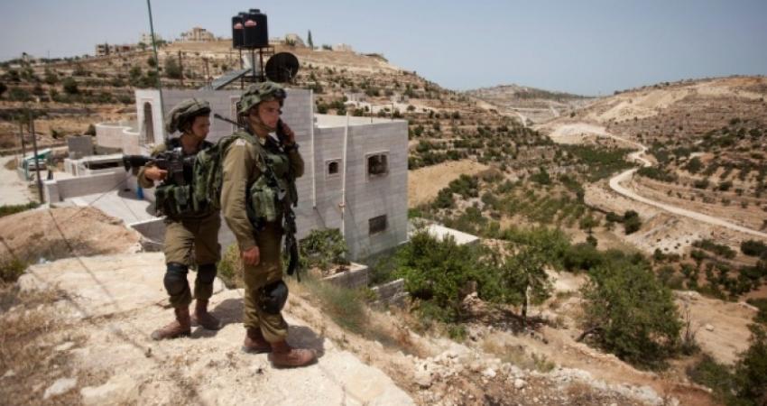 نهب الاحتلال الأراضي في نابلس