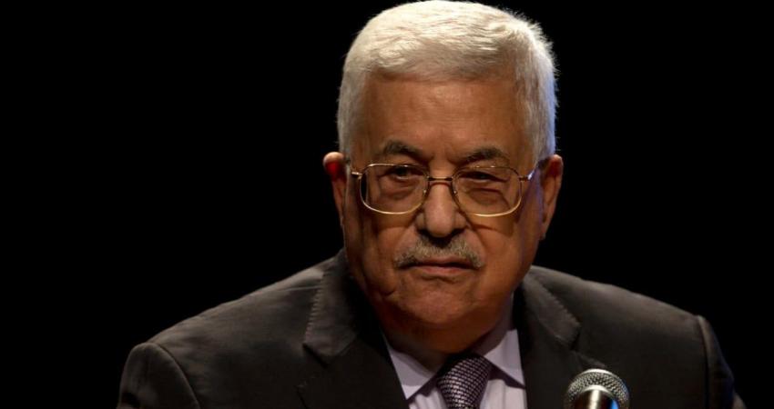 صحيفة: عباس جاهز للتوقيع بلا إبطاء على اتفاق سلام