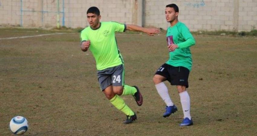 لاعب جديد يرحل عن المجمع الإسلامي