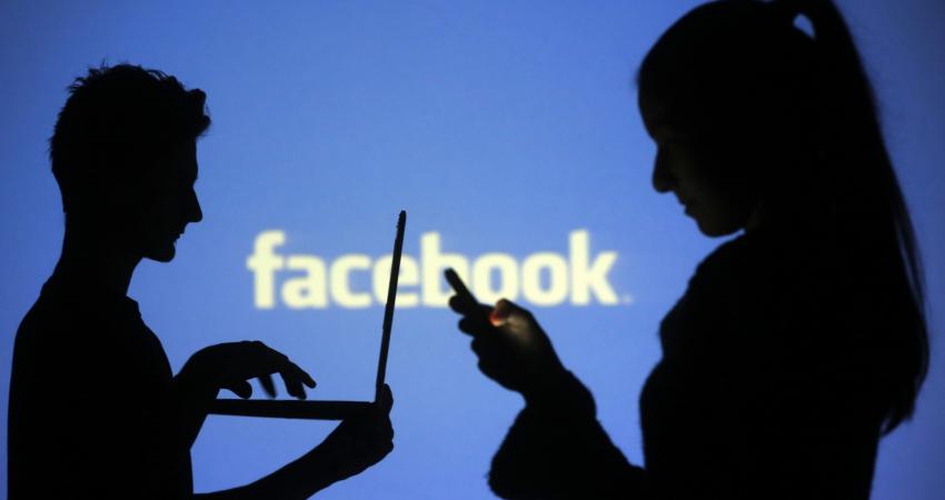 فيسبوك يزاحم لينكد إن ويختبر خاصية جديدة للإعلان عن وظائف