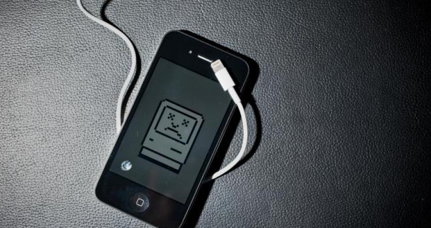 iphone-5-charger-02