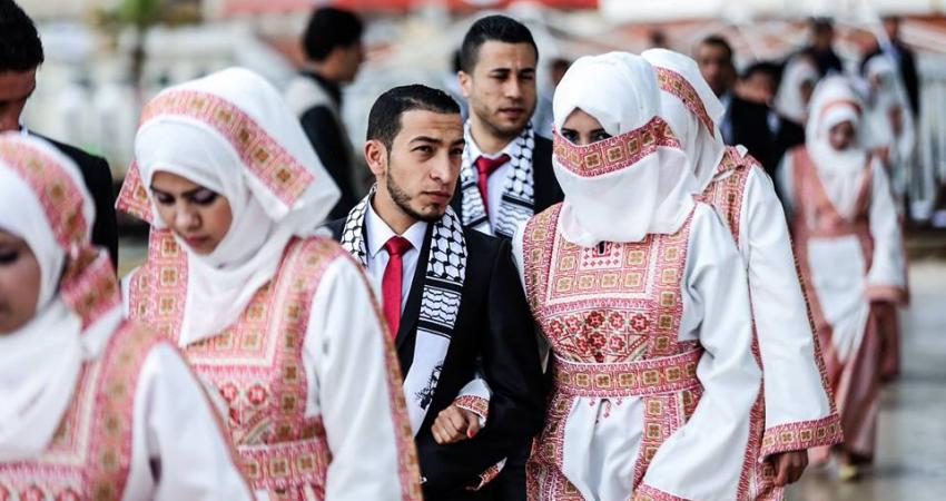 غزة: مشروع لتزويج الشباب فوق 26 عامًا