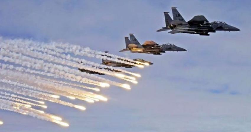 شنت طائرات الاحتلال الإسرائيلي، صباح اليوم الأربعاء، عدة غارات وهميّة في عرض بحرِ غزة. وسمع المواطنـون أصواتَ انفجارات عنيفة هزّت أرجاء متفرقة من قطاع غزة.  وتنفذ طائرات الاحتلال غارات وهميّة  متفرقـة على قطاع غزّة، في مشهدٍ يعيد ذكريات الحروب المدمّرة ال