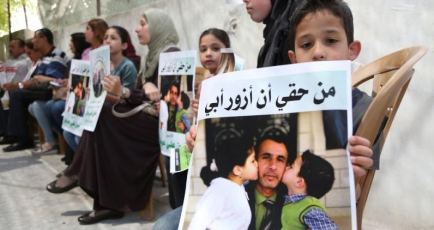 22 من أهالي معتقلي غزة يتوجهون لزيارة أبنائهم في رامون