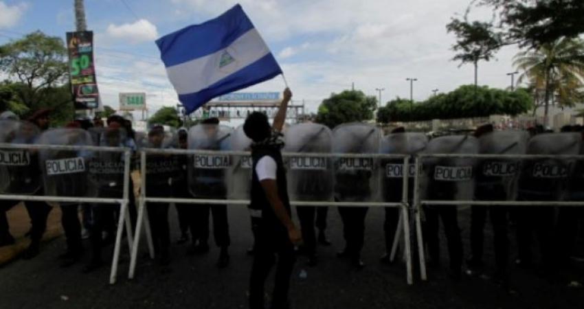 قالت نيكاراجوا، إنها قررت استعادة العلاقات الدبلوماسية مع إسرائيل، بعد تعليقها في2010، على أن يتم ذلك على الفور.  من جانبه أكدت إسرائيل صحة هذه المعلومات، وأعلنت رسميا عبر وزارة الخارجية عن استئناف العلاقات بين البلدين اليوم الأربعاء.  وجاء في بيان صادر ع