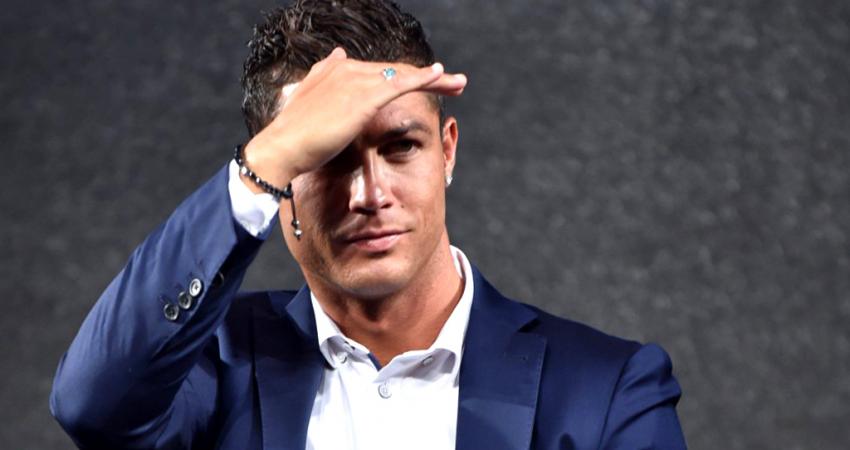 رونالدو يتحدى وينشر تفاصيل دخله بعام كامل