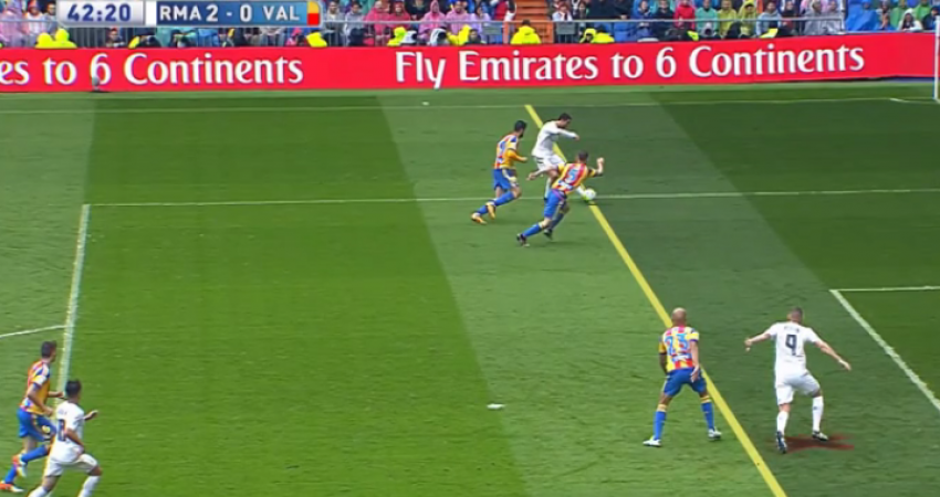 هل حرم الحكم برشلونة من حسم لقب الدوري؟