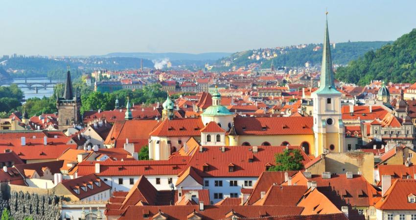 Skyline-of-Prague-Czech-Republic-e1468665361582