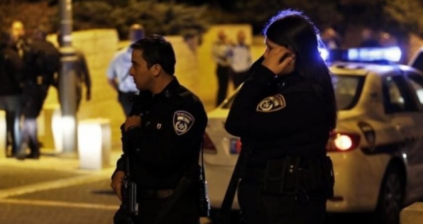 تعرض سيارة للمستوطنين لإطلاق نار بالخليل