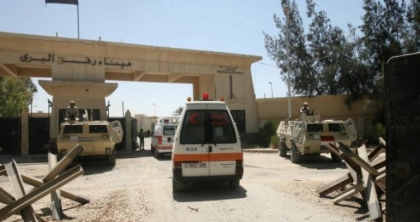 إدخال جثة مواطن بمعبر رفح