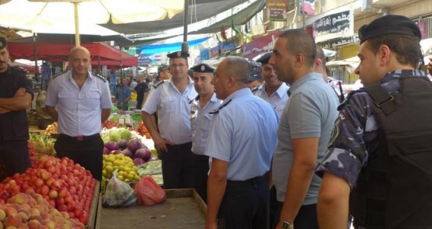 الشرطة في أسواق نابلس