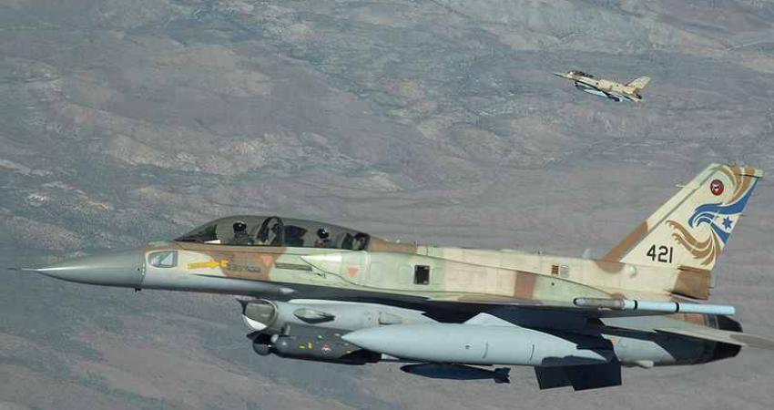 طيران الاحتلال ينفذ غارات وهمية في أجواء غزة
