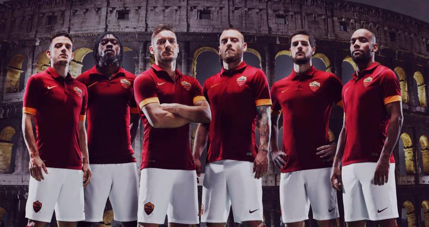 AS Roma 14-15 Home Kit (1)