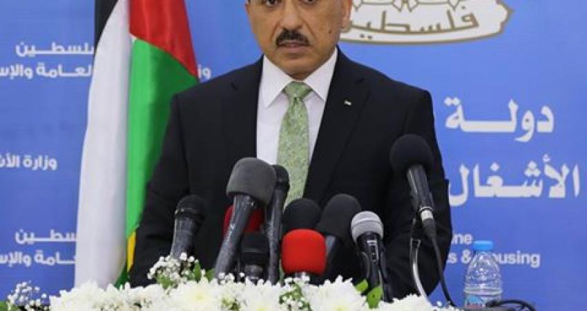 وزير الأشغال العامة والإسكان مفيد الحساينة