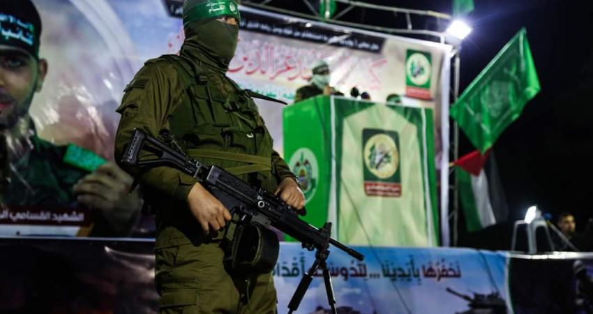 القسام تنظم حفلا لتأبين شهيدها يوسف الأغا