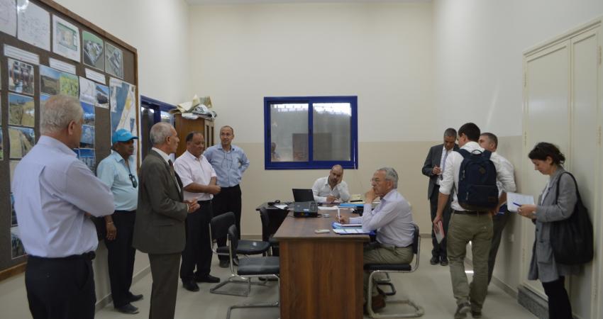 وفد أوروبي يزور مشاريع المياه في غزة (1)