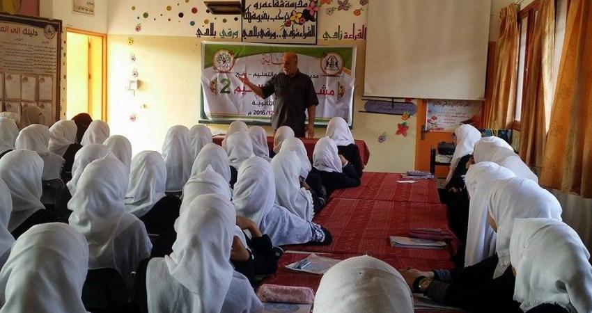 لقاء النائب العبادسة بالطالبات في رفح