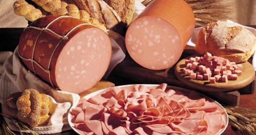 Mortadella_175235293