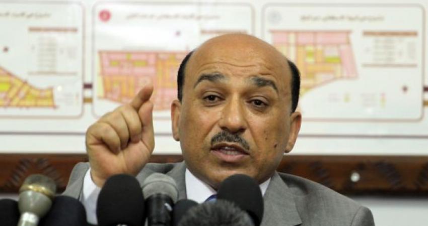 وزير الأشغال العامة والاسكان مفيد الحساينة 