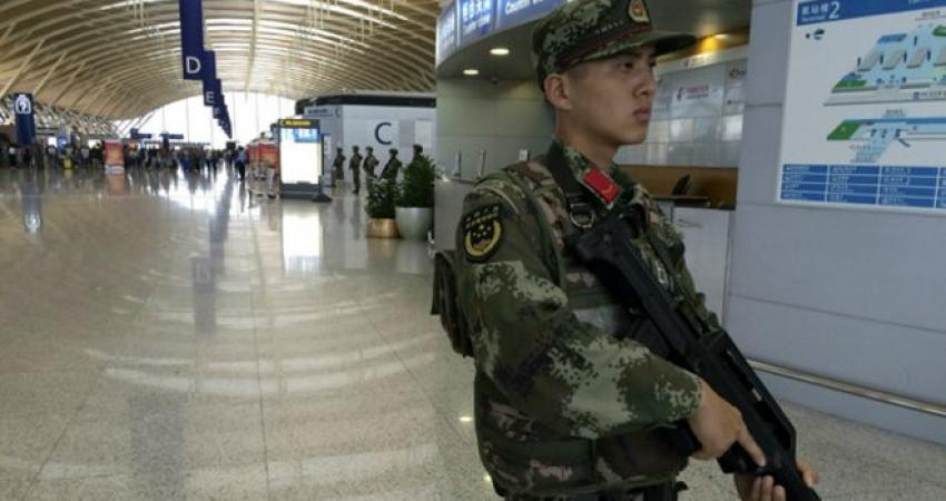 انفجار قنبلة محلية الصنع في مطار شنغهاي